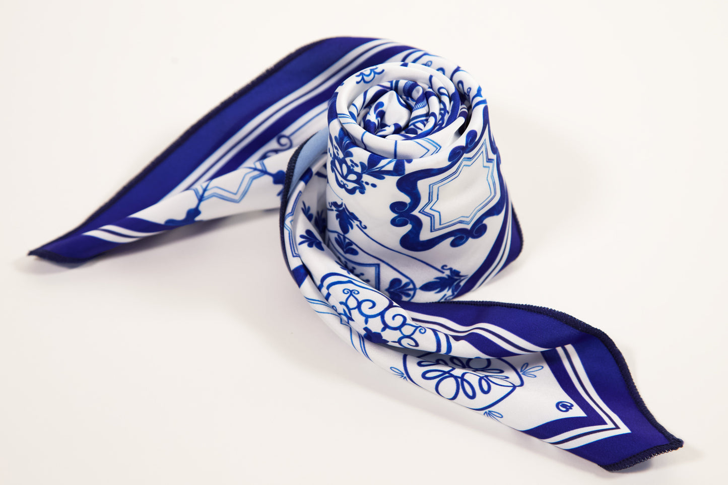 Portugal-Inspired Scarf – A Journey in Blue and White
