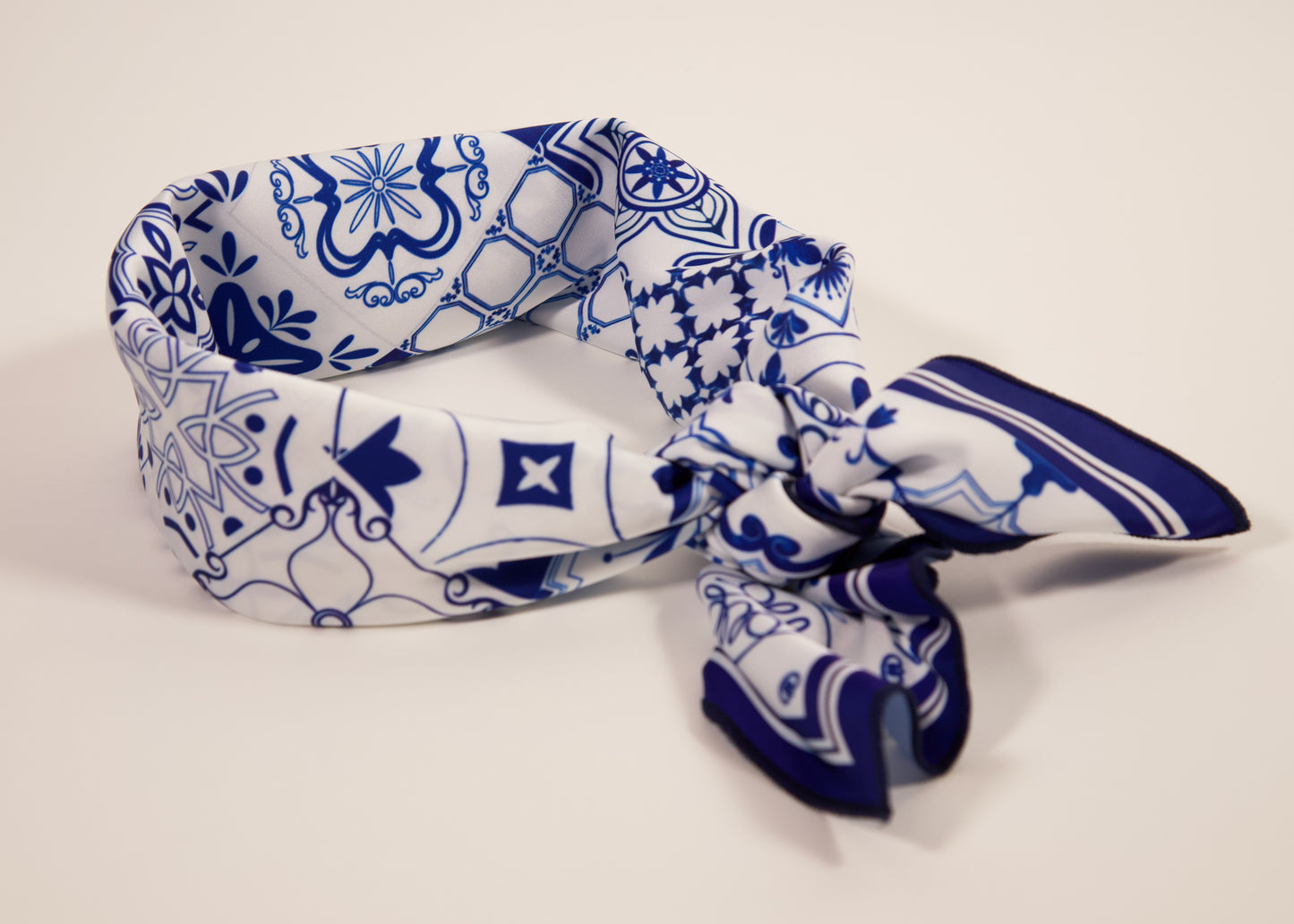 Portugal-Inspired Scarf – A Journey in Blue and White