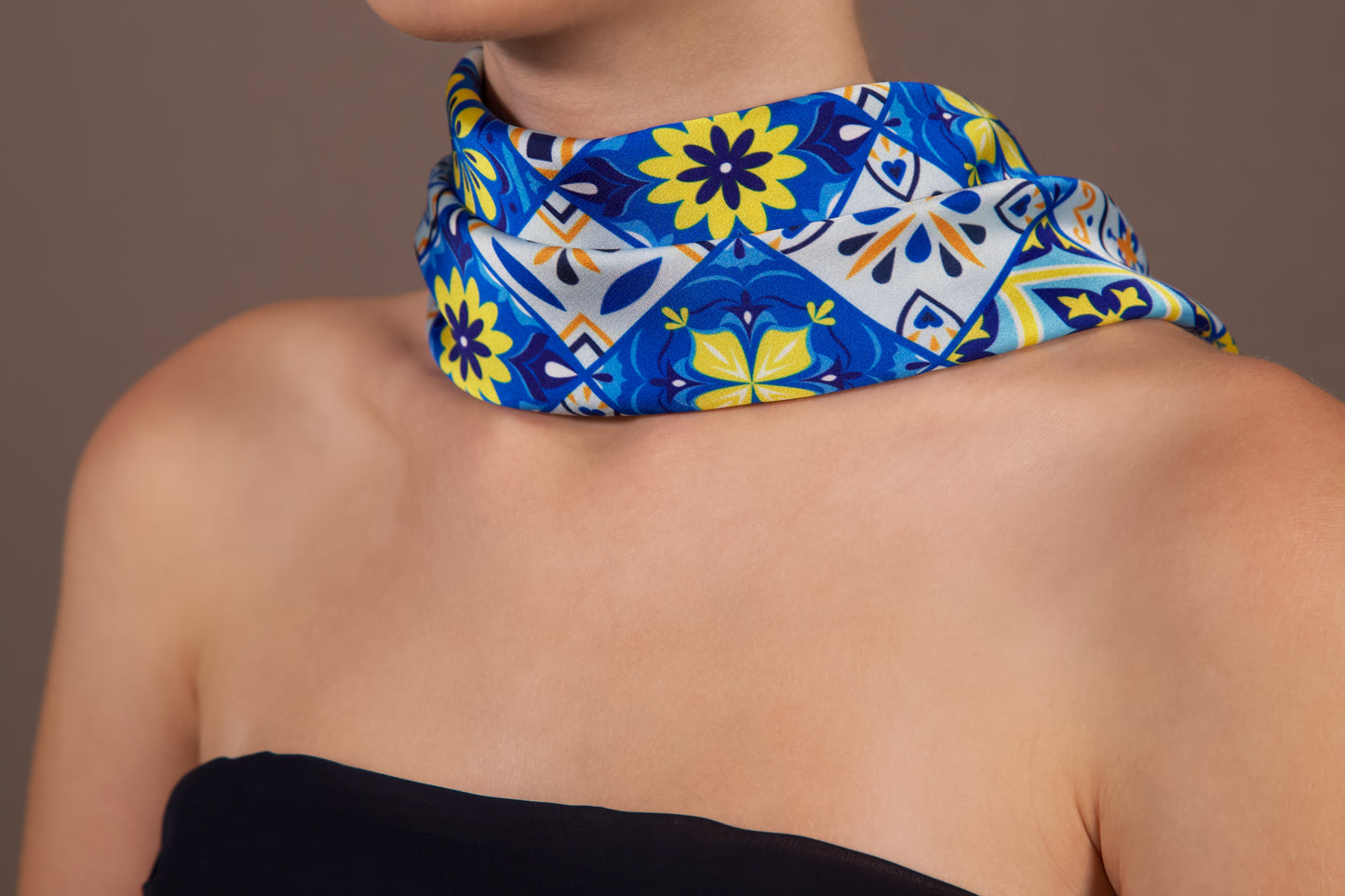 Portugal-Inspired Scarf – A Journey in Blue and White