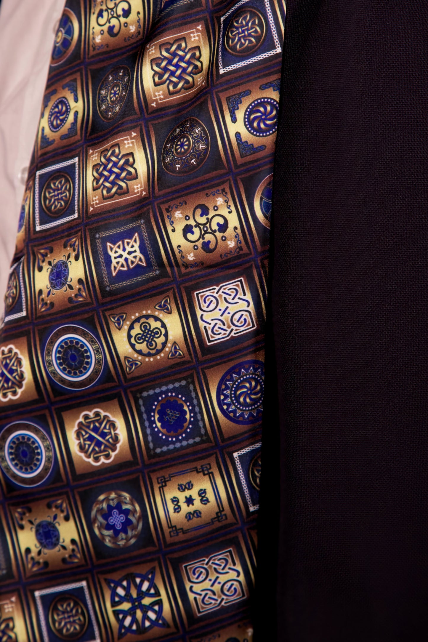 Men’s Silk Scarf – Inspired by Traditional Georgian Ornament