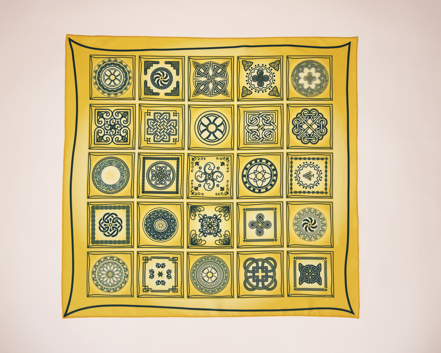 Georgia-Inspired Scarf – Echoes from East and West