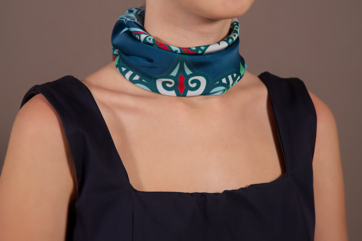 India-Inspired Scarf – Mandala in Motion