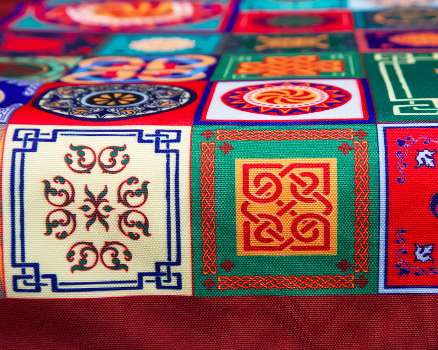 Georgian ornament table runner – traditional pattern thick canvas dining decor