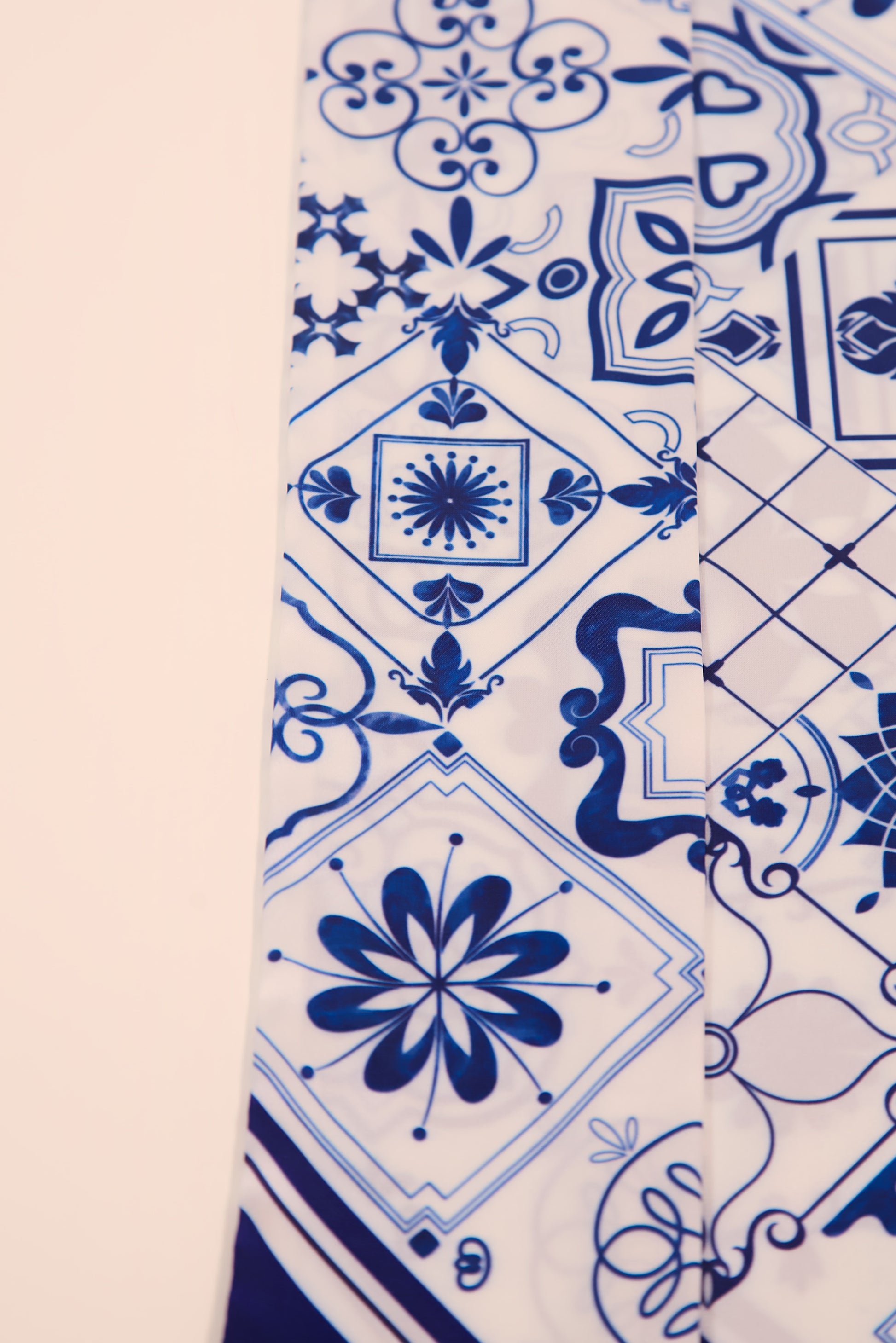 Blue and white azulejo art silk scarf – gift packaging