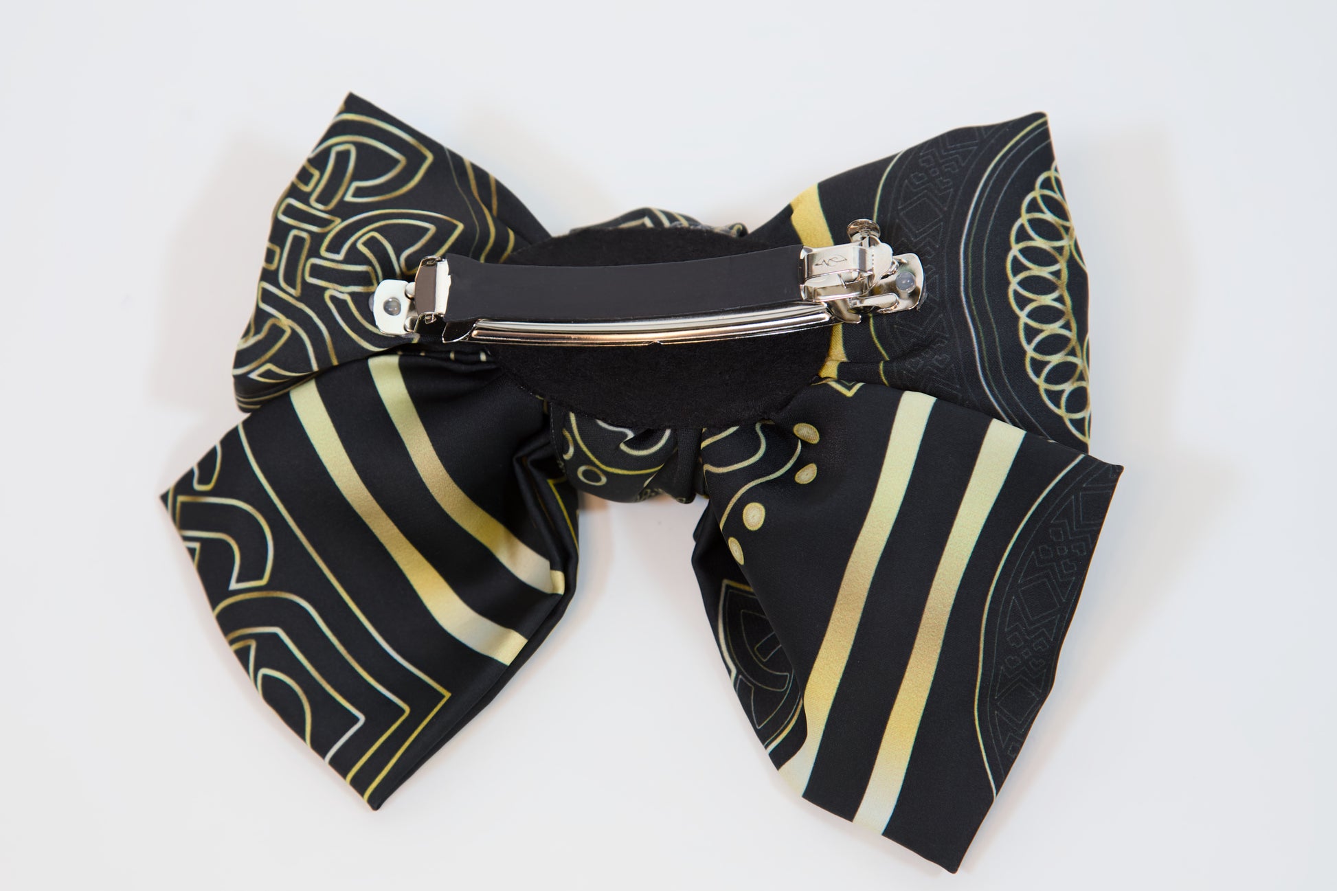 Georgian ornament silk hair bow black – color pattern detail