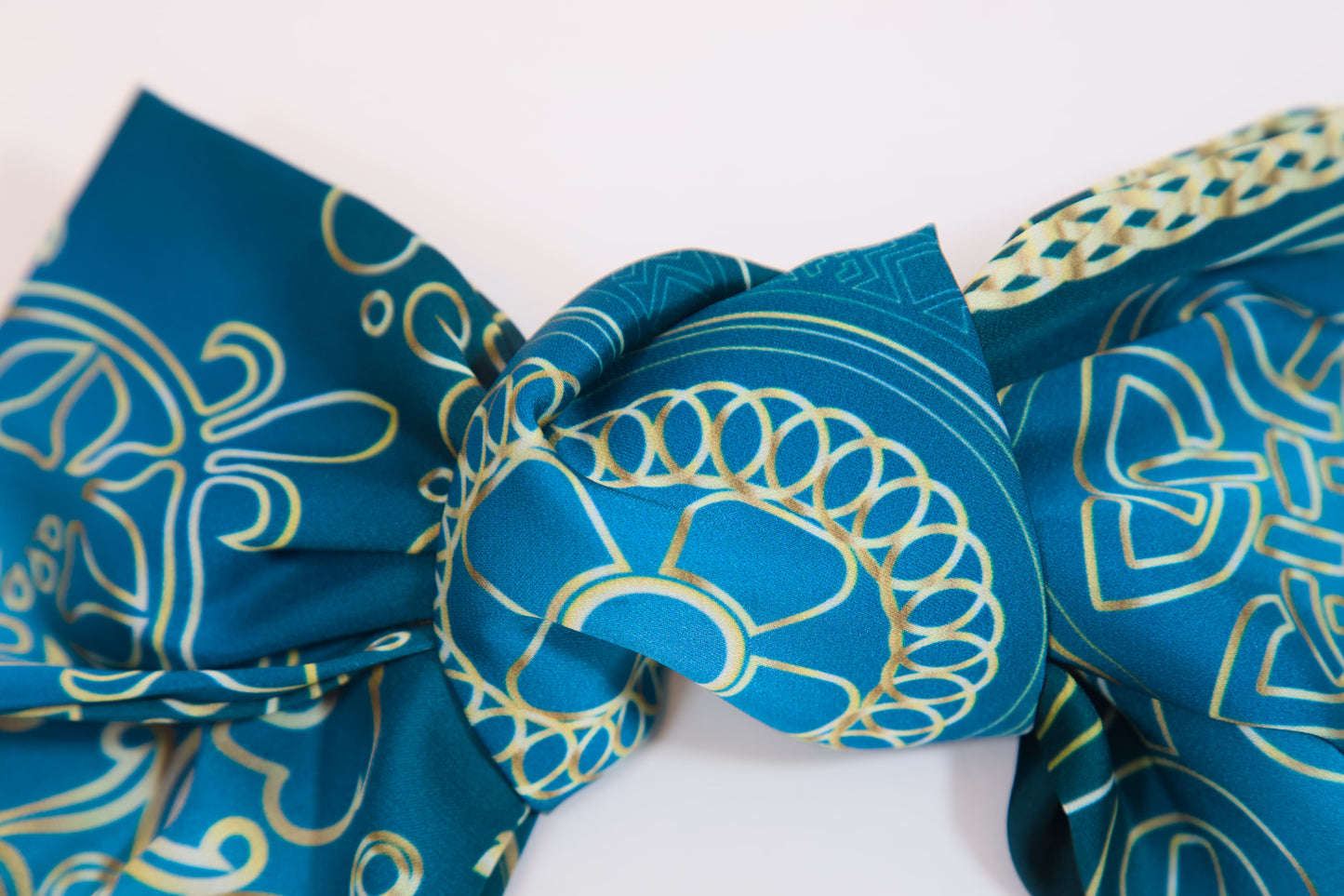Georgian ornament silk hair bow green – lifestyle wear photo